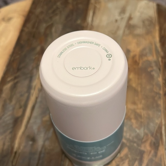 20 oz Stainless Steel Lidded Tumbler, Travel Mug, by Embark - Picture 6 of 6